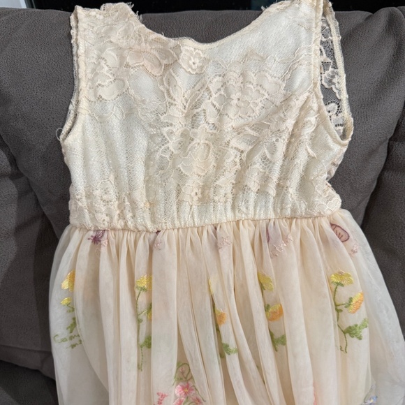 Nicolette’s Couture - Picture 4 of 7